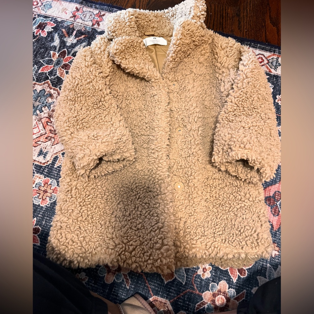Girls Teddy Coat size 5/6 H&M
